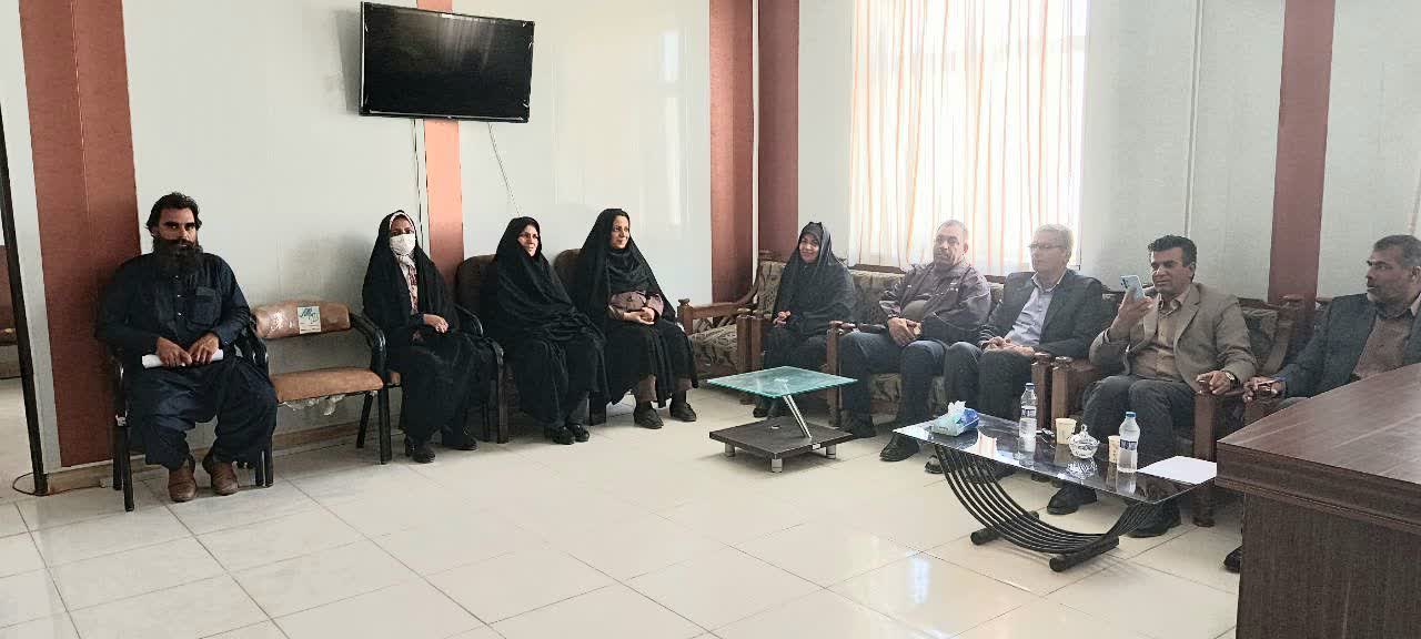 برگزاری جلسه بابخشدار و دهیاران بخش تیمورآباد شهرستان هامون برگزاری جلسه بابخشدار و دهیاران بخش تیمورآباد شهرستان هامون